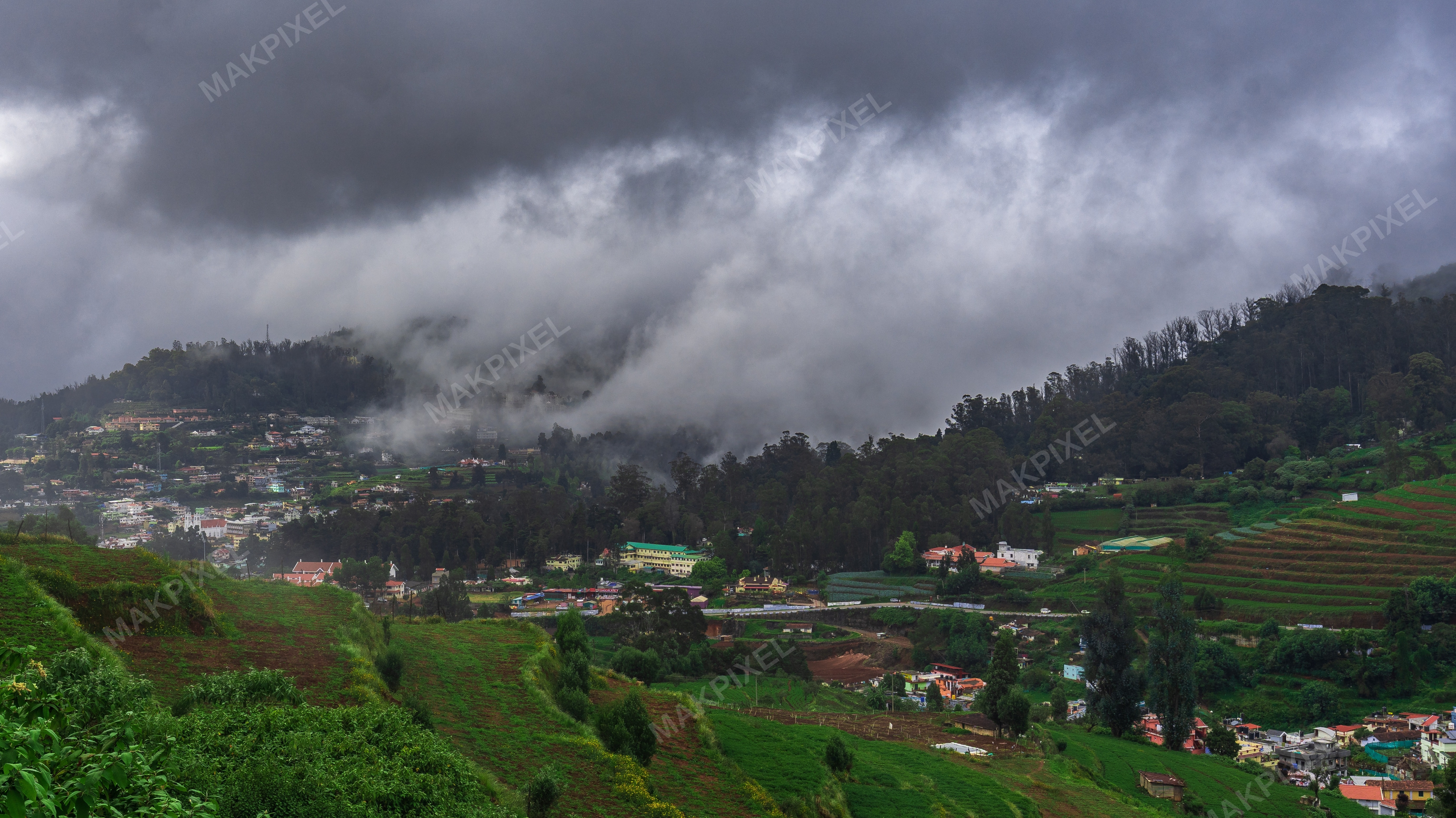 Ooty Hills Colorful Town Under Monsoon Clouds View Ooty - Full size view