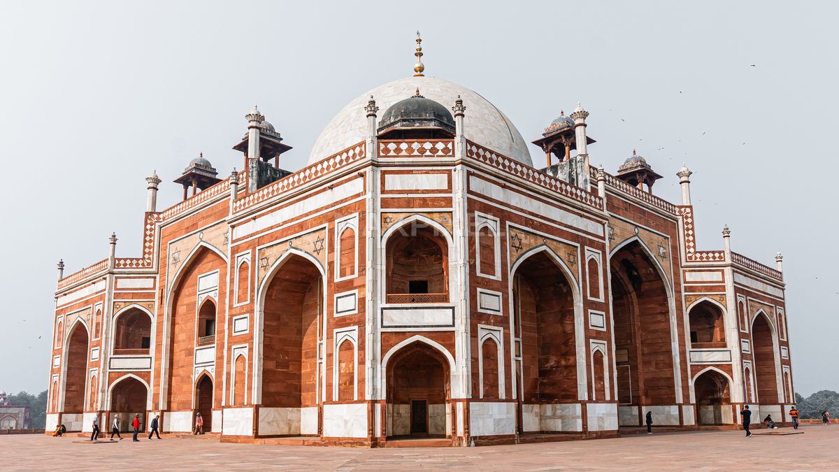 Humayun's Tomb Close-Up, Delhi – Magnificent Mughal Architecture - 3961×2228 stock photo