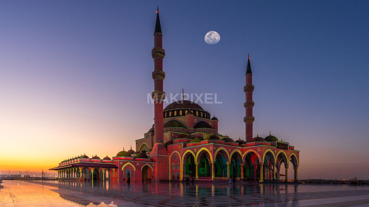 Sharjah Grand Mosque With Moon – Dusk Light Festival Color Projection - 5390×3032 stock photo
