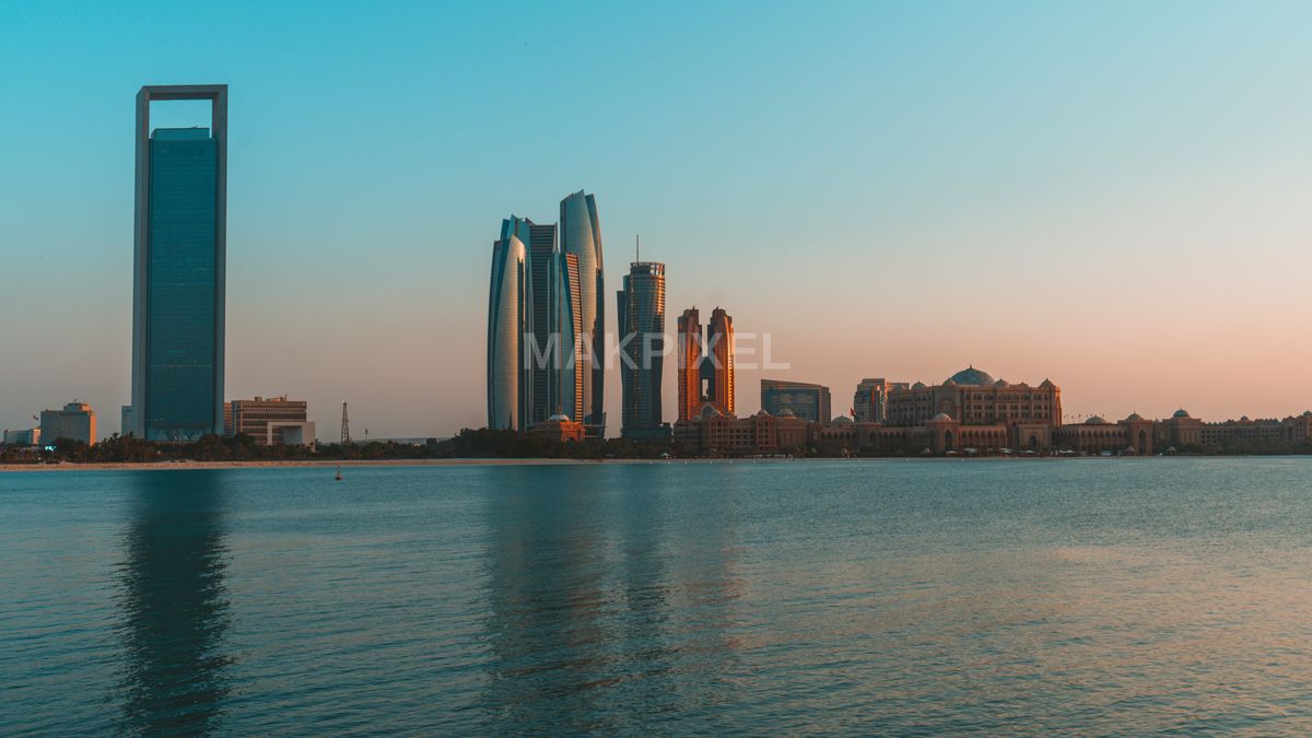 abu dhabi corniche  #1 - 8478×4769 stock photo